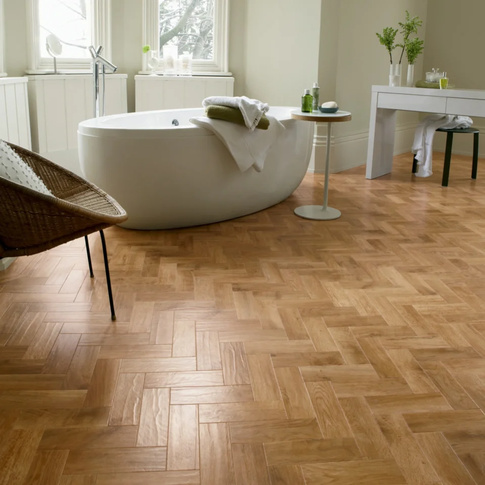 Karndean blond oak rs res bathroom image